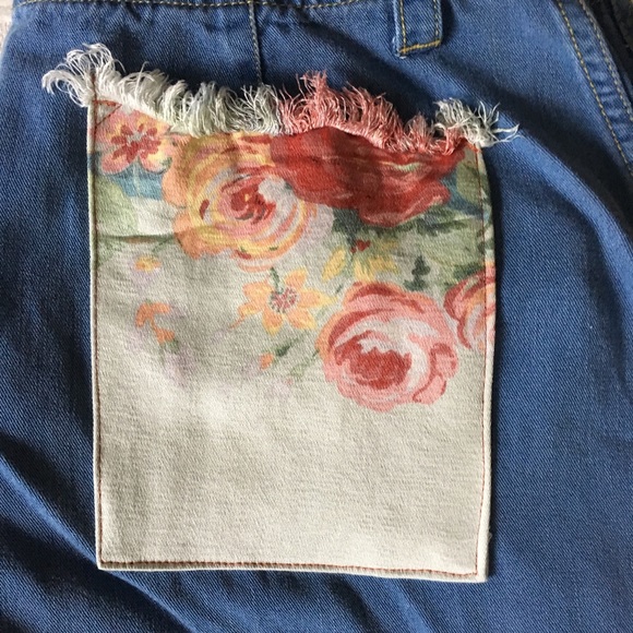 Introducing A.Garde🧬 “no jeans/ genes lost” - Picture 5 of 8